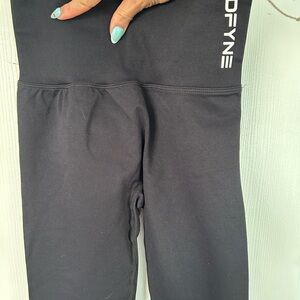 DFYNE dynamic XS leggings
